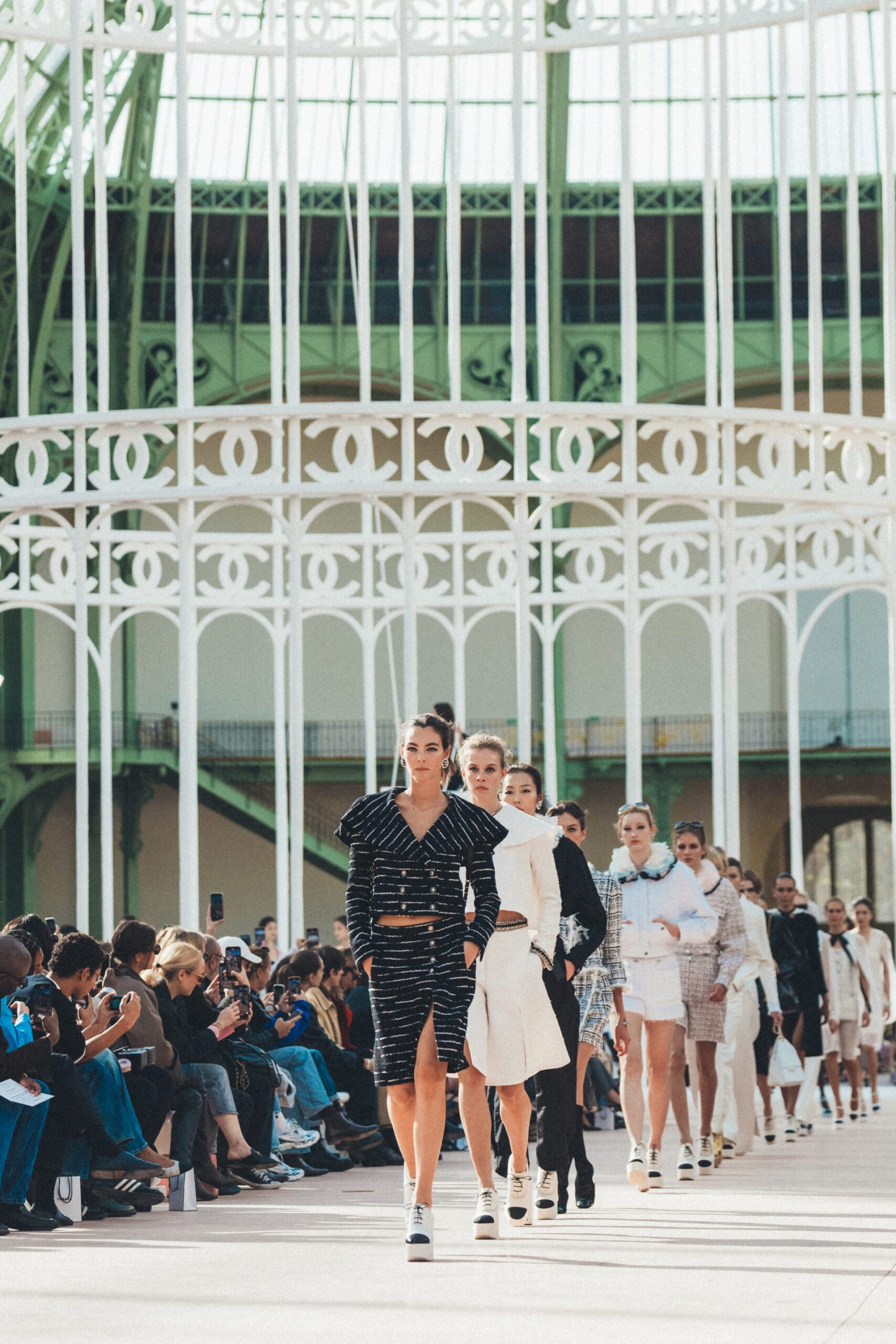 chanel_ss-2025-rtw-collection_show-finale_copyright-chanel-2-HD-1920x2878