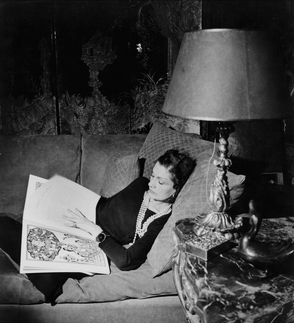 1637589715988-15973874834206lectrice1937photomoraldjpgmaxmdmdjpeg_1069x974_max_md_md