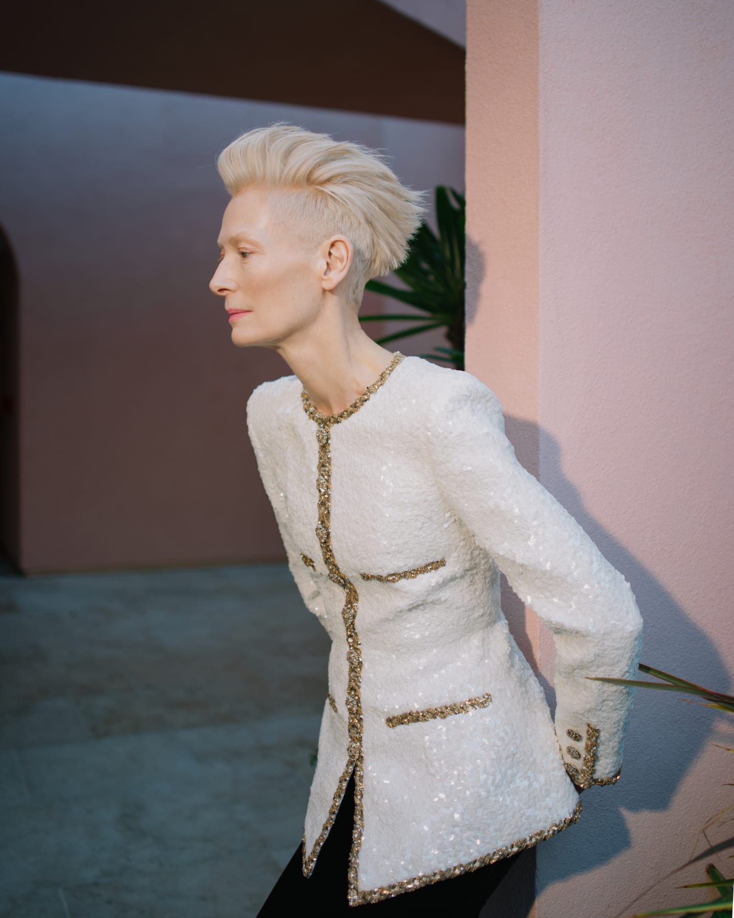 chanel_tilda-swinton_chanel_82nd-annual-golden-globes_january_5th_2-LD
