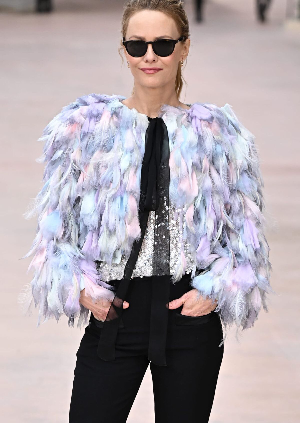 vanessa-paradis-nestandard1