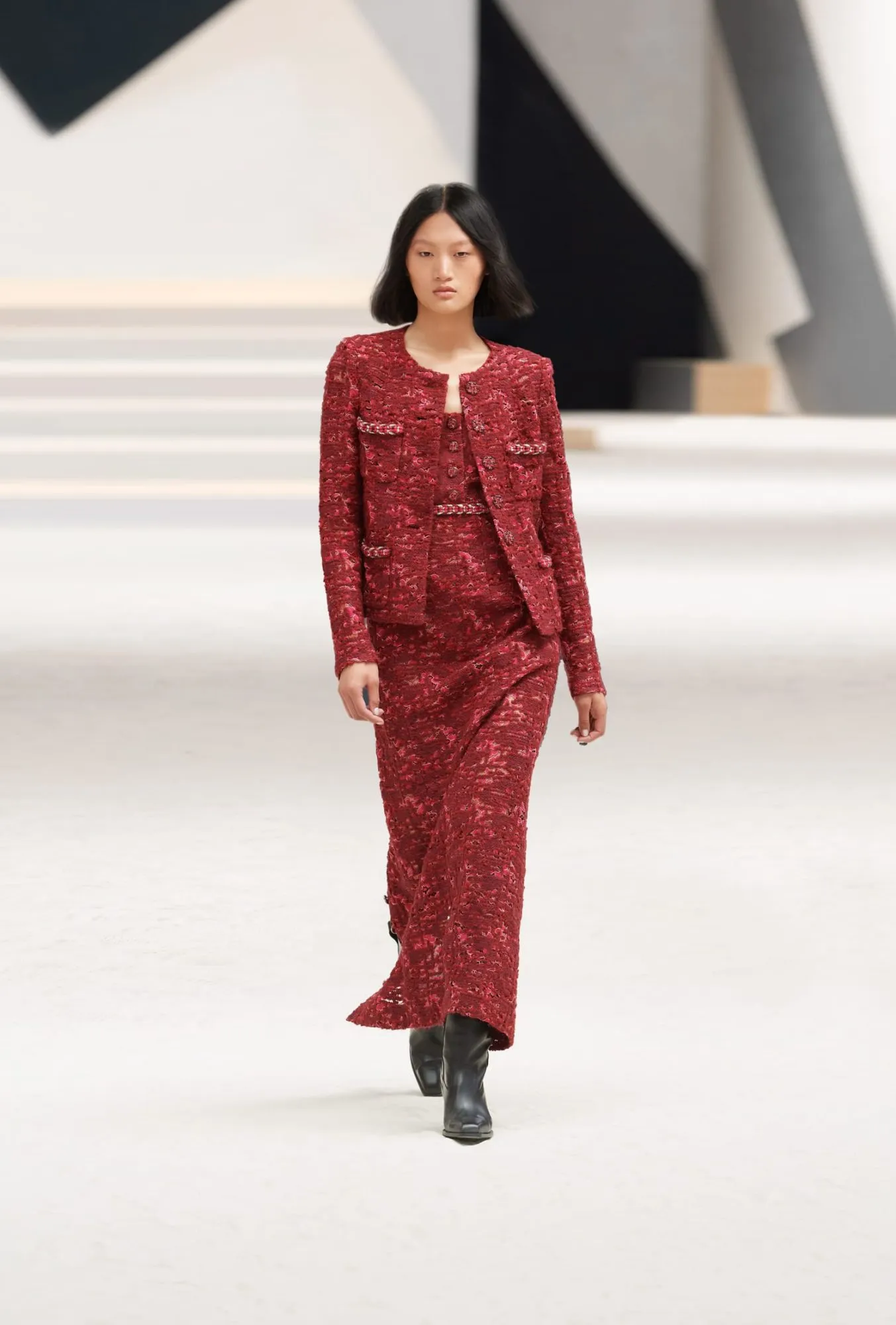 chanel_look_019_fw_2022_23_hc_collection1-LD-scaled
