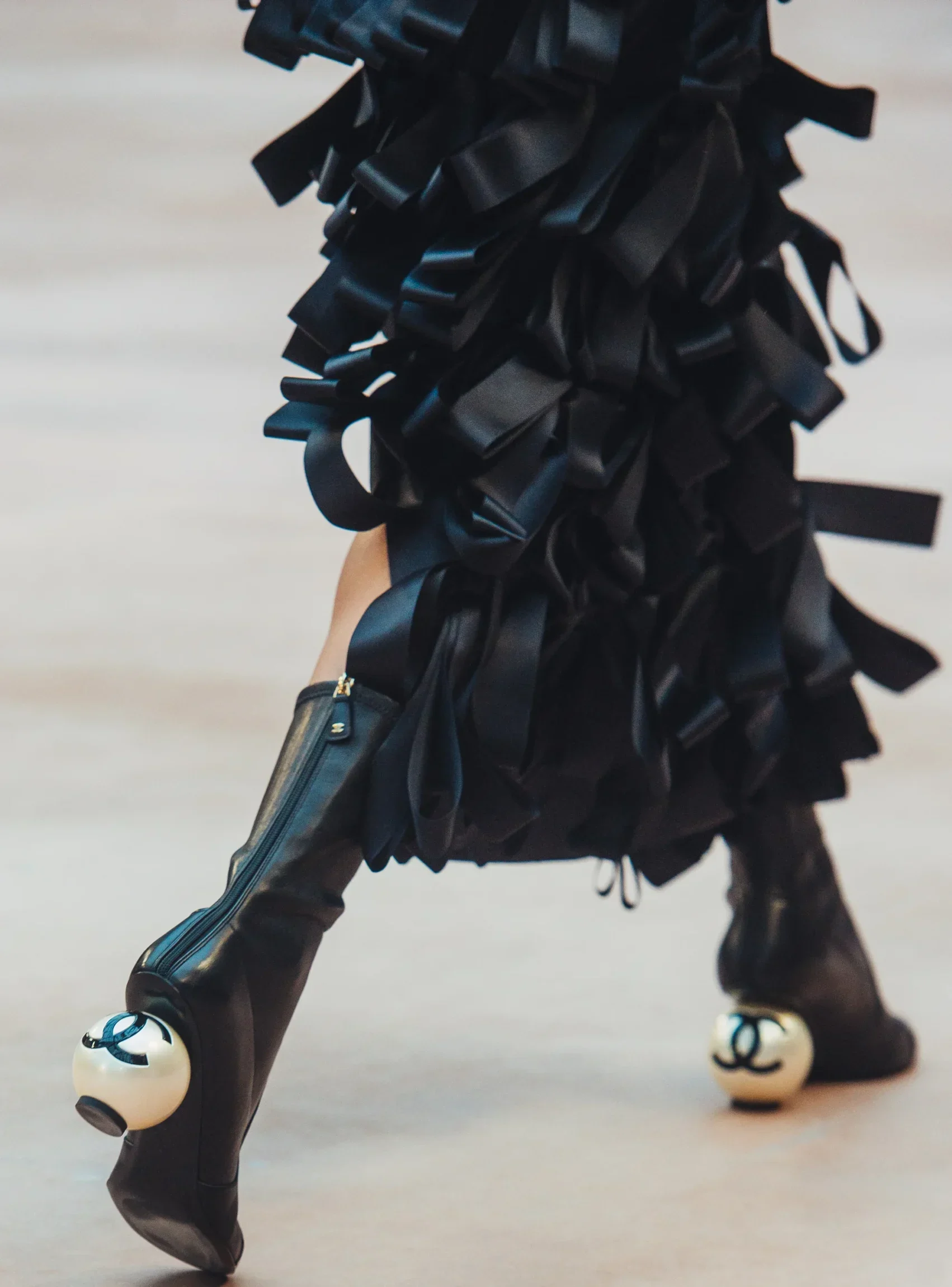 chanelfw202526rtwshowambiancecopyrightchanelhd35hd-be24b1a2