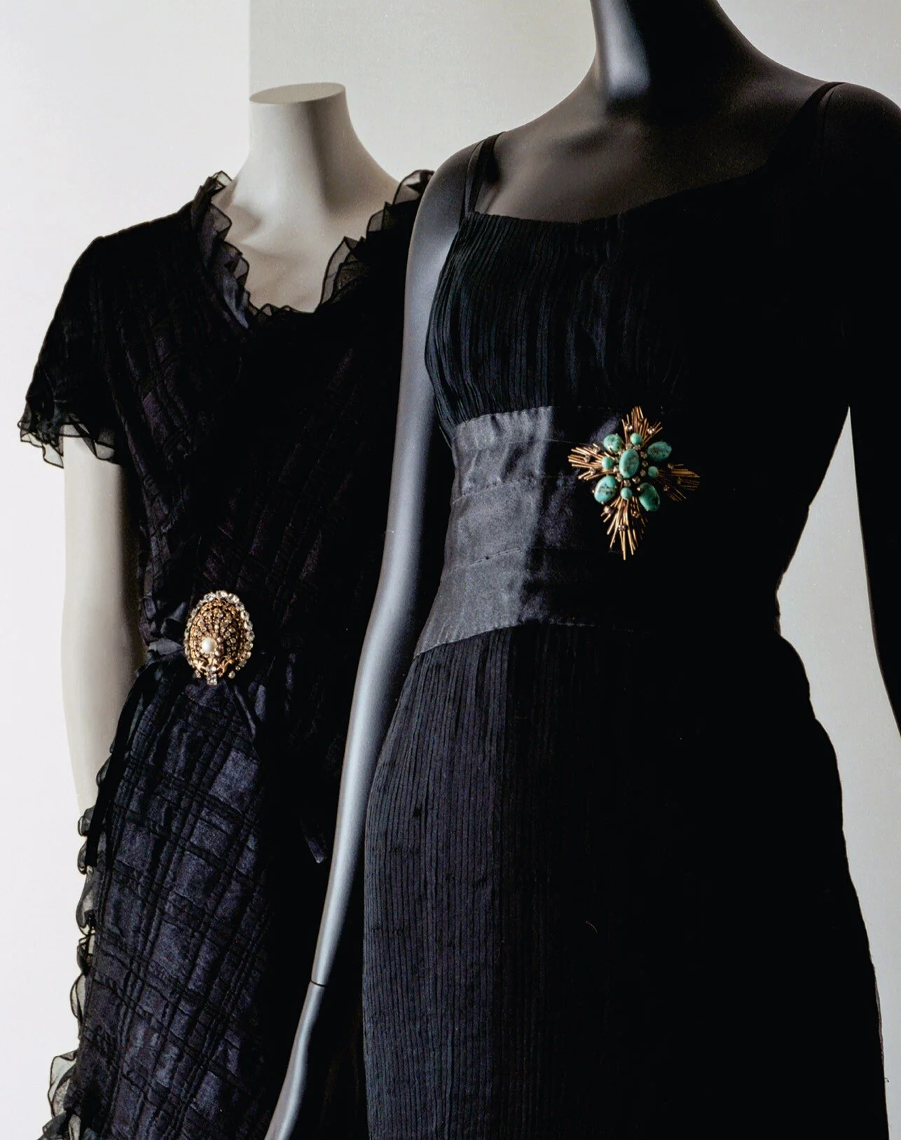 021-chanel-galliera-evening-dresses-fall-1964-1965-and-spring-1960