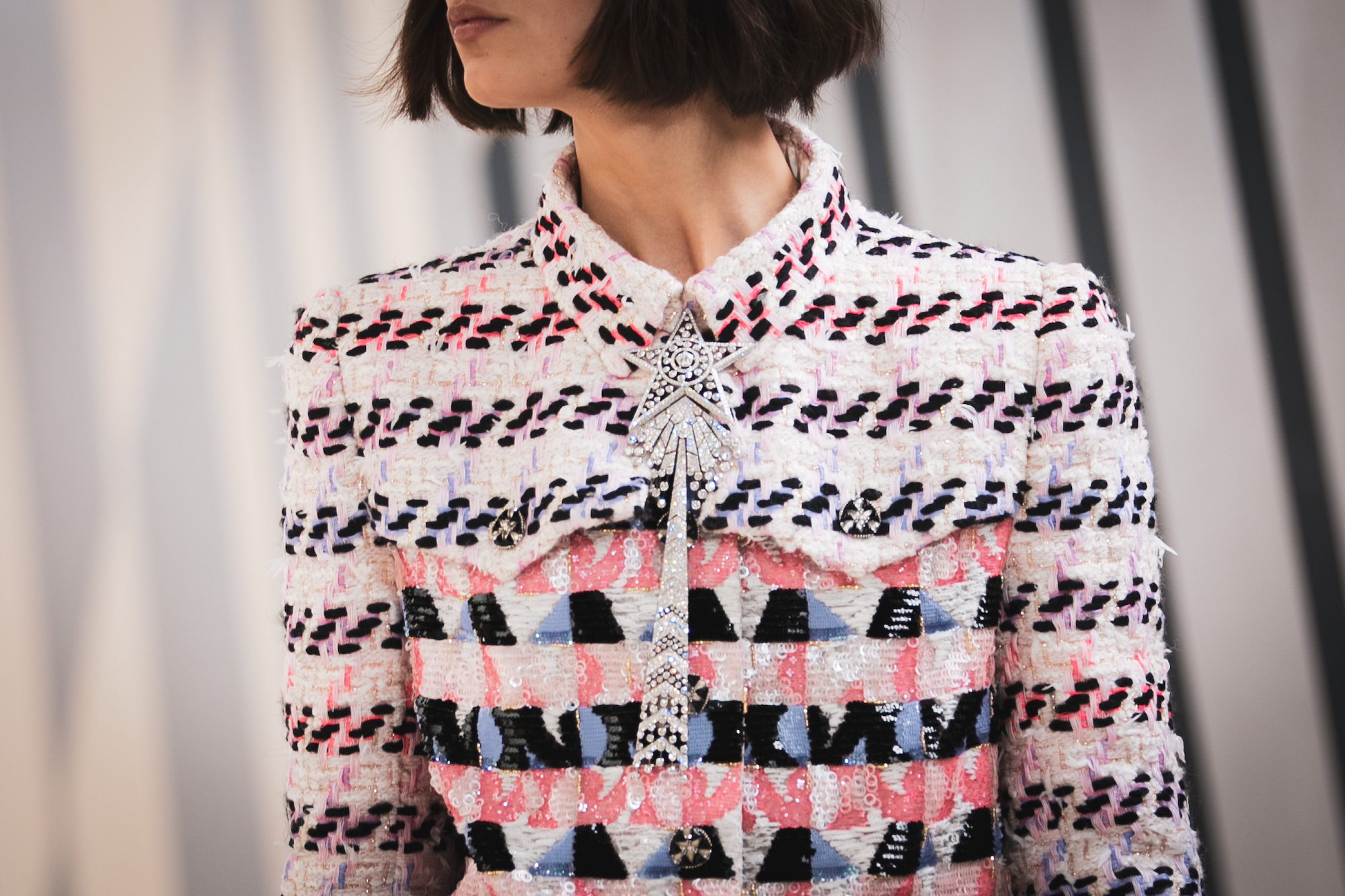 xxx-Chanel-haute-couture-automne-hiver-2022-23-Fall-Winter-22-23-look-16-Copyright-Chanel